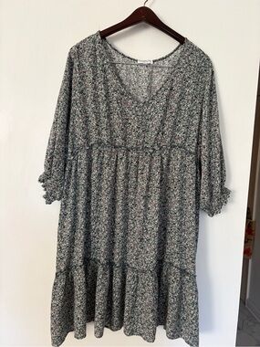 ChicSoul Women’s 3XL Floral Tiered Babydoll Dress Gray Pink Boho 100% Rayon USA